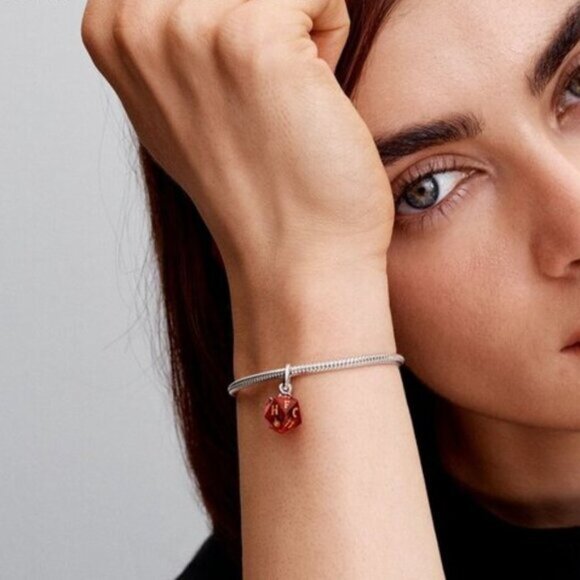 Pandora Stranger Things Hellfire Club Dice Dangle Charm - Picture 4 of 6